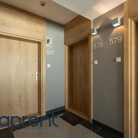 Golden Wave - Frontowy Widok Na Morze - Aprent * 드지우노웨크